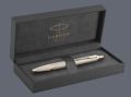 Zestaw Długopis Parker IM Professionals Monochrome Champagne + Premium Box - 2172956